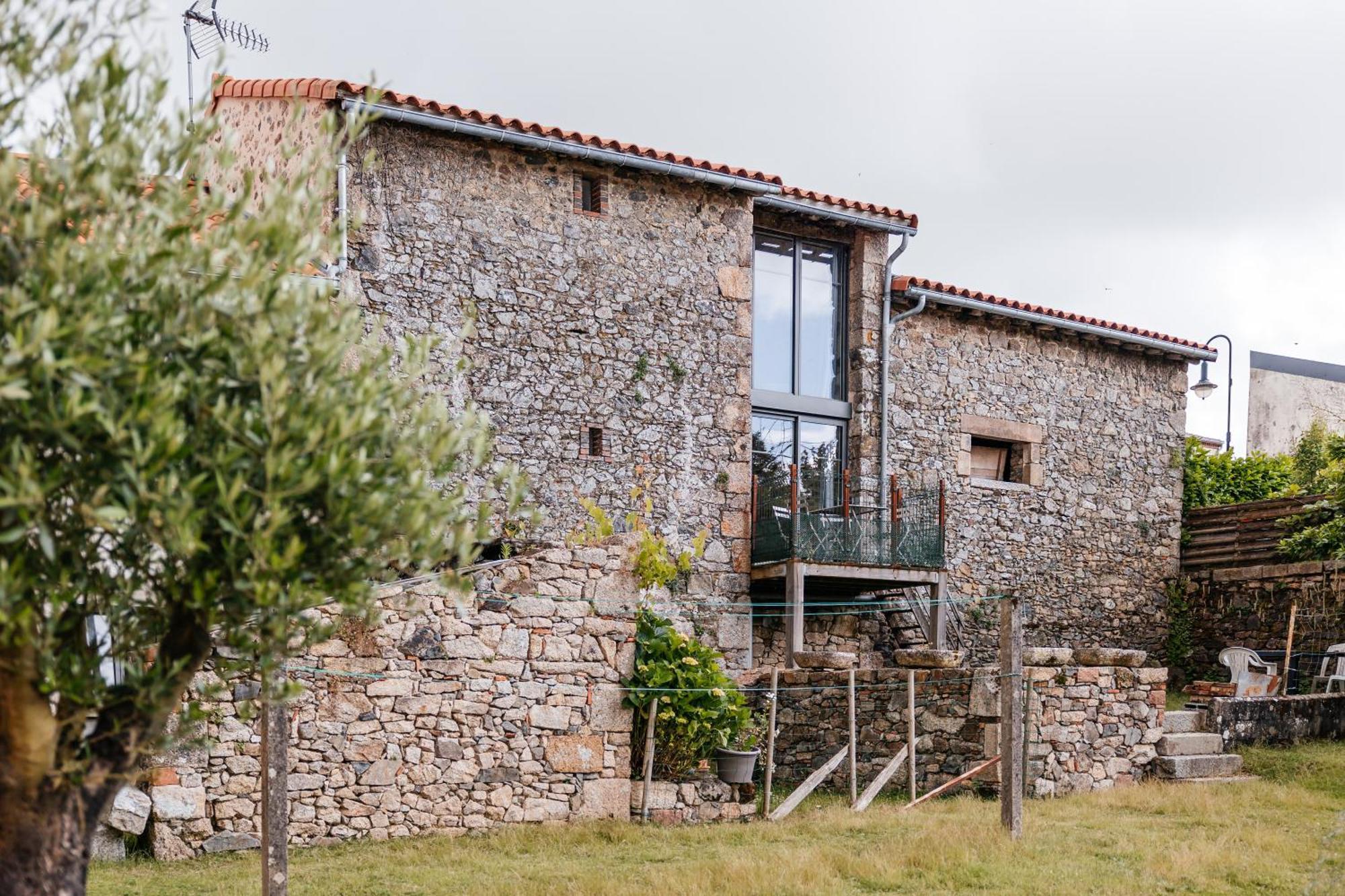 Le Logis Du Prieure Villa Les Châtelliers-Châteaumur Екстериор снимка